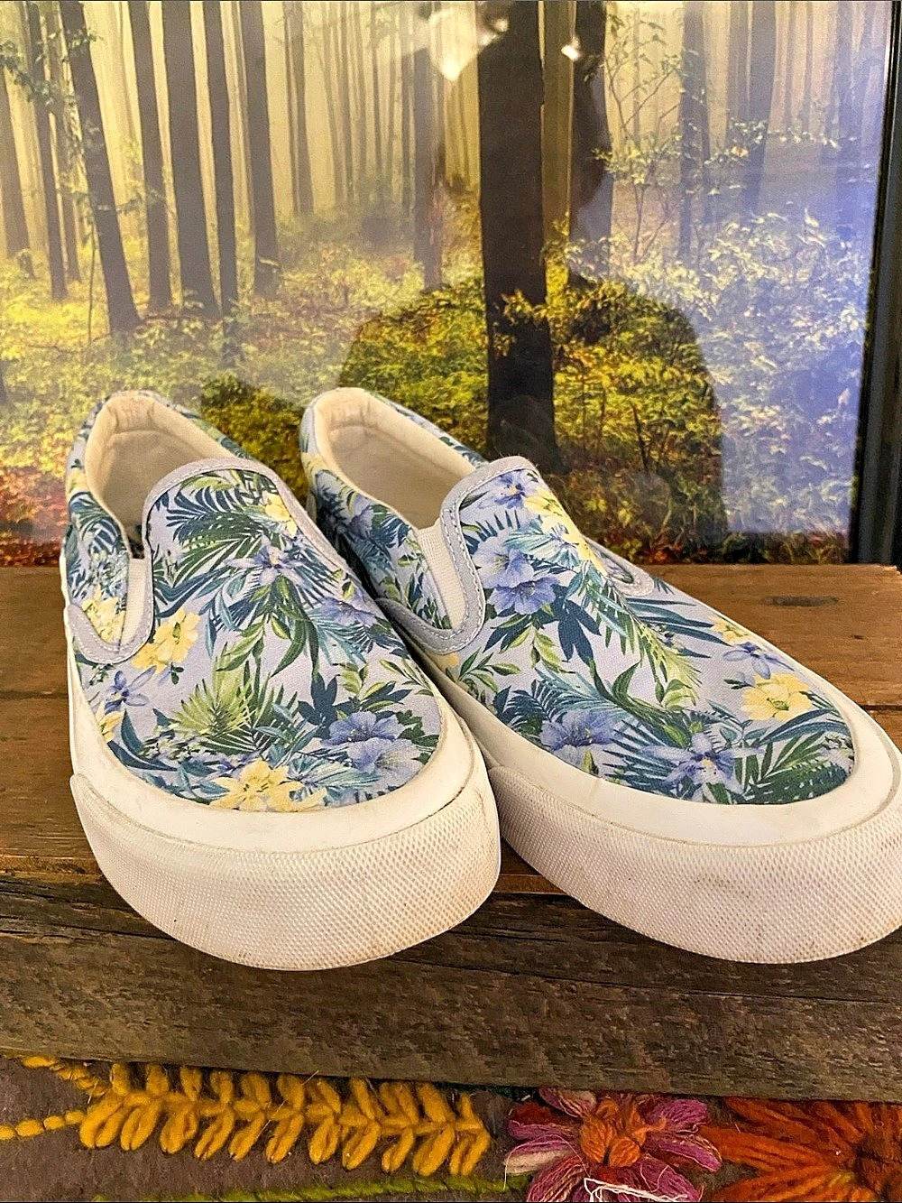 Tommy Bahama Ferris Slip-On Sneaker Slip-On Floral Sneakers Blue & White US 6.5M